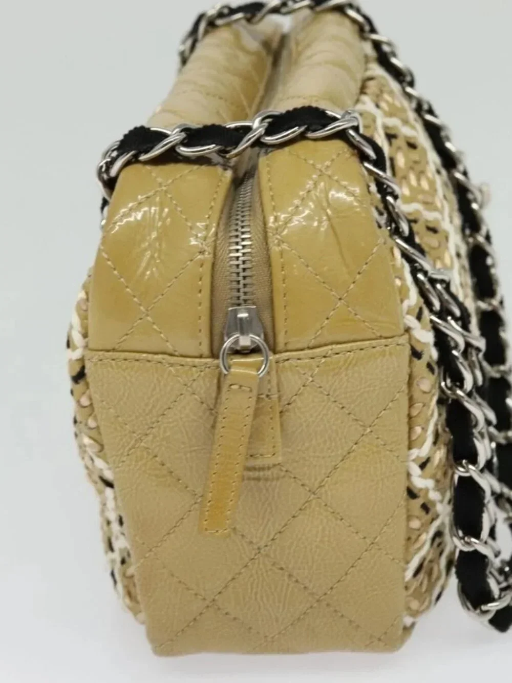 CHANEL Chain Shoulder Bag Enamel Beige CC Auth 125492